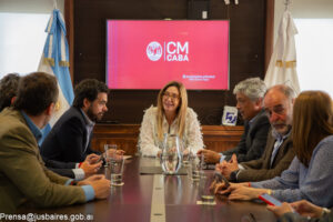 Las partes se comprometieron a elaborar y dictar cursos, talleres, charlas y otras iniciativas de difusión. Foto: Consejo de la Magistratura de la Ciudad.