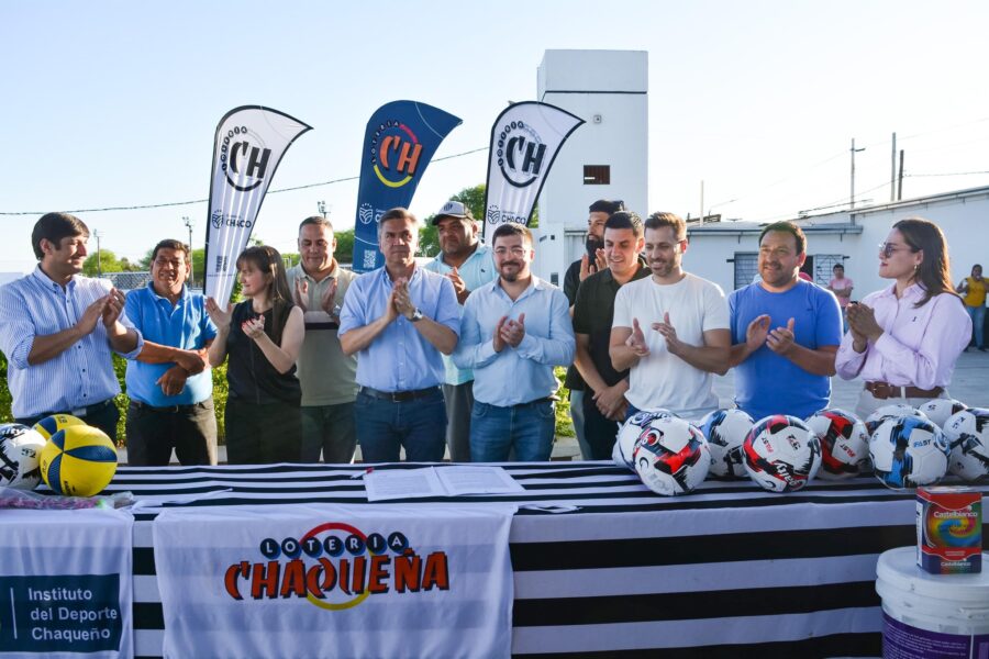 La presentación del acuerdo se realizó en el Polideportivo Jaime Zapata. Foto: Lotería Chaqueña .