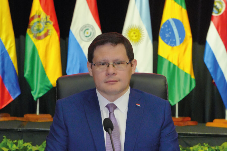 Óscar Alcides Orué, Director Nacional
Dirección Nacional de Ingresos Tributarios.