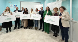 La Junta de Extremadura y el Grupo Orenes entregan donaciones