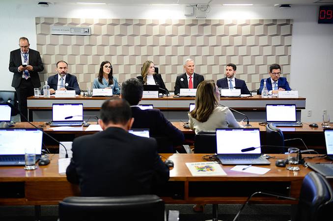 La audiencia pública contrapuso posturas enfrentadas. Foto: Saulo Cruz/Agência Senado.