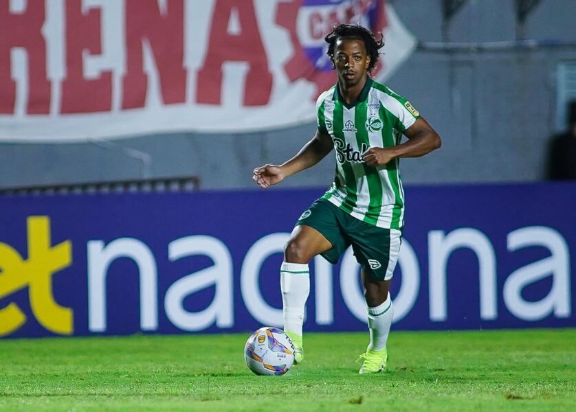 Allanan la casa del jugador brasileño Ênio, como parte de una investigación sobre la manipulación de apuestas deportivas