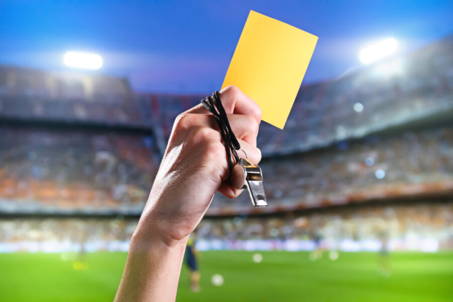 En Brasil avanza el proyecto que busca prohibir las apuestas en tarjetas amarillas y otras jugadas aisladas