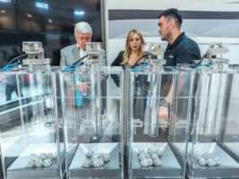 Marco Emilio Hincapié, titular de Coljuegos, formó parte de la inspección. Foto: Coljuegos.
