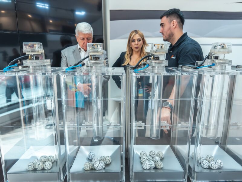 Marco Emilio Hincapié, titular de Coljuegos, formó parte de la inspección. Foto: Coljuegos.