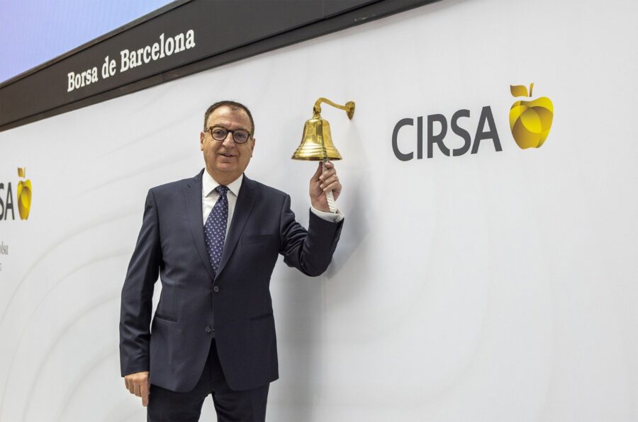 Joaquim Agut, presidente ejecutivo de Cirsa, durante el toque de campana en la Bolsa de Barcelona. Foto: Cirsa.
