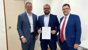 Plínio Lemos Jorge (ANJL), Regis Dudena (SPA) y Fernando Vieira (IBJR).