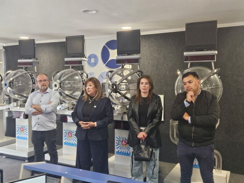 Santa Cruz ratificó a Claudia Pavez en la presidencia de LOAS