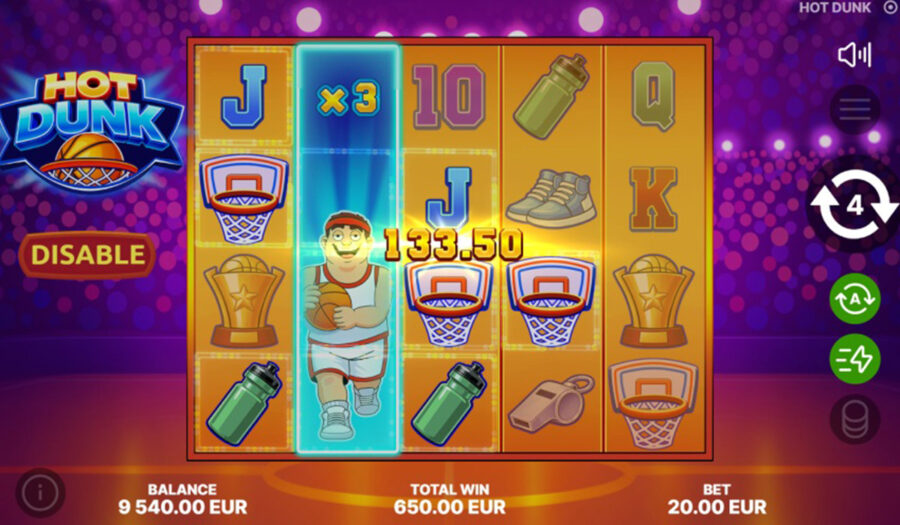 Onlyplay presenta "Hot Dunk"