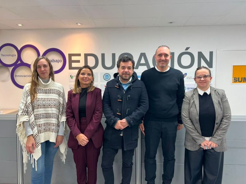 LOTBA firma un convenio para promover el juego responsable entre jóvenes y adultos