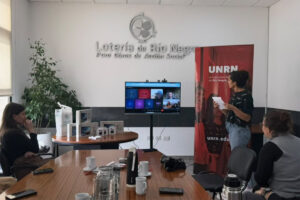 Lotería de Río Negro y la UNRN entregaron premios del concurso “Elegir(te) es ganar”