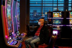 Iowa’s Prairie Meadows casino reimposes mask mandate