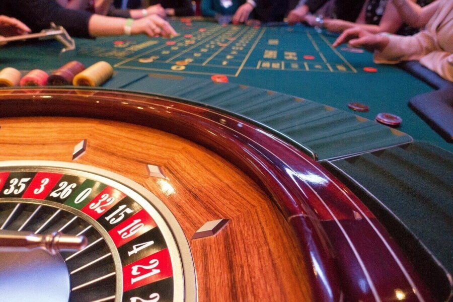 learn how to win on roulette table