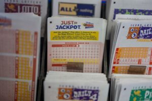 State senate approves bill to abolish Texas Lottery Commission