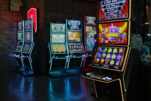 Amusnet LatAm celebrates the launch of its land-based slot machines in an exclusive event in Bogotá